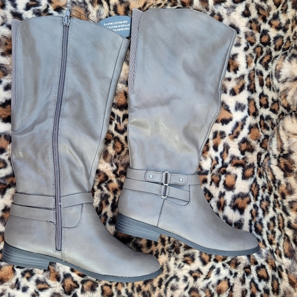 Style & Co. Fabric Closed Toe Knee High Fashion Boots  Sz 5 - Picture 2 of 13